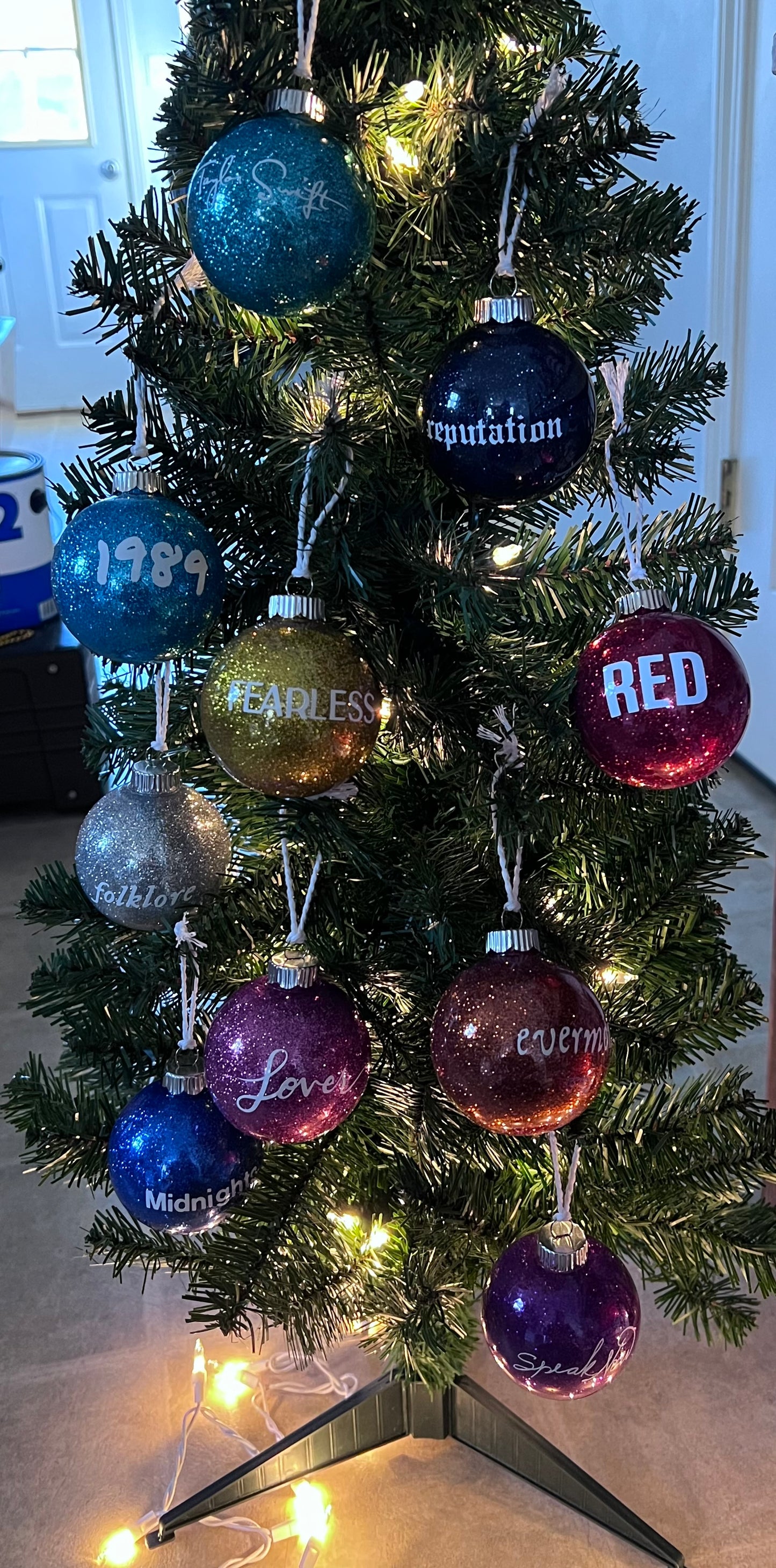 TS Album Ornaments